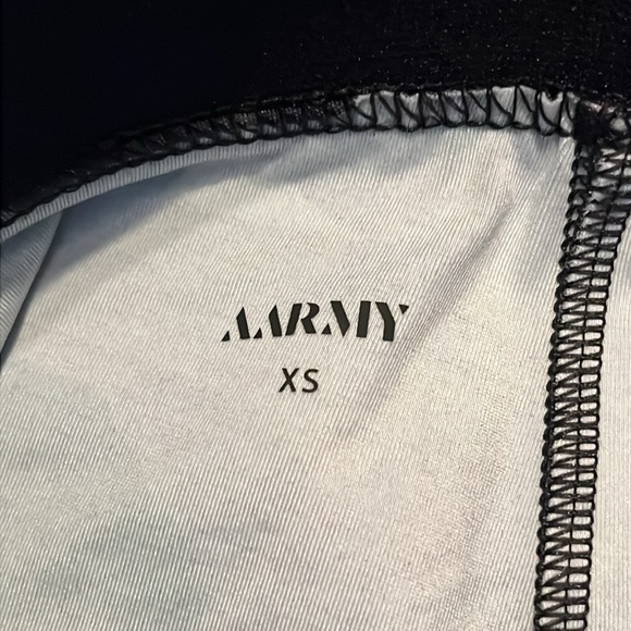 AARMY hero camo 4” inseam bike shorts - Picture 11 of 14